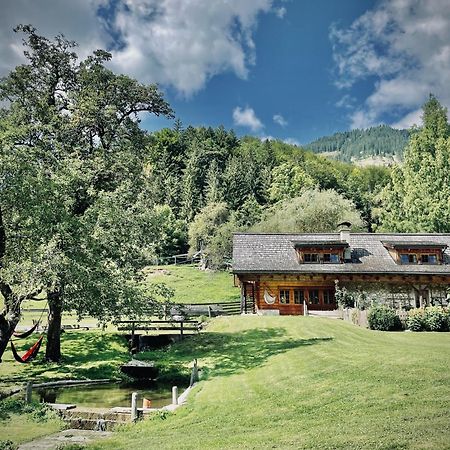 Rafting Camp Palfau Guest House Ngoại thất bức ảnh