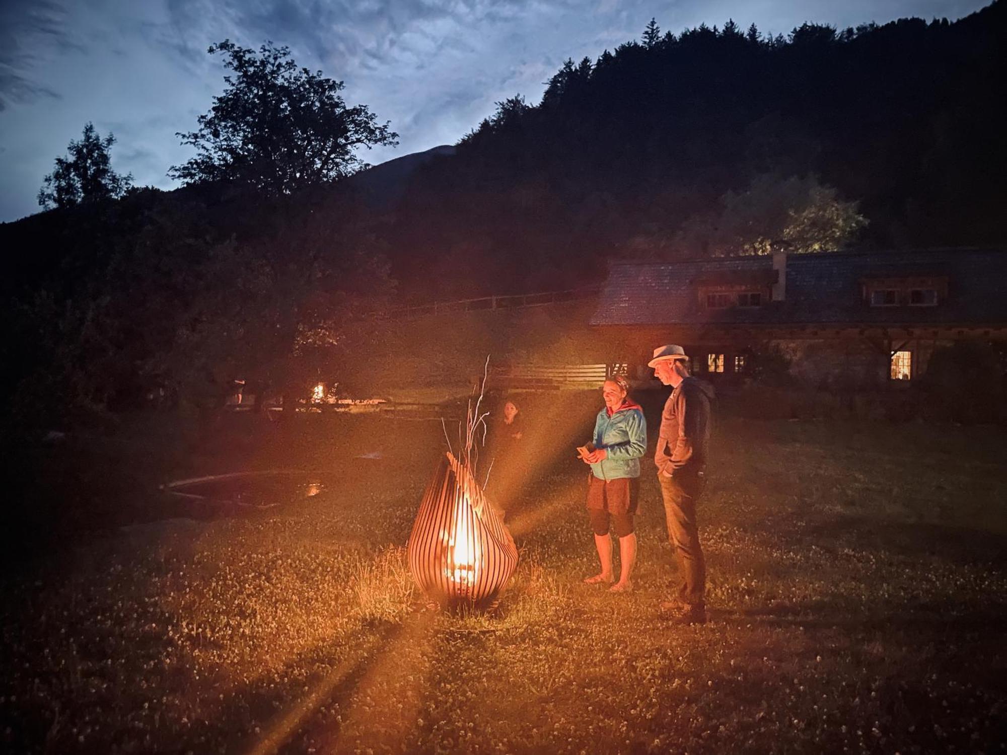 Rafting Camp Palfau Guest House Ngoại thất bức ảnh