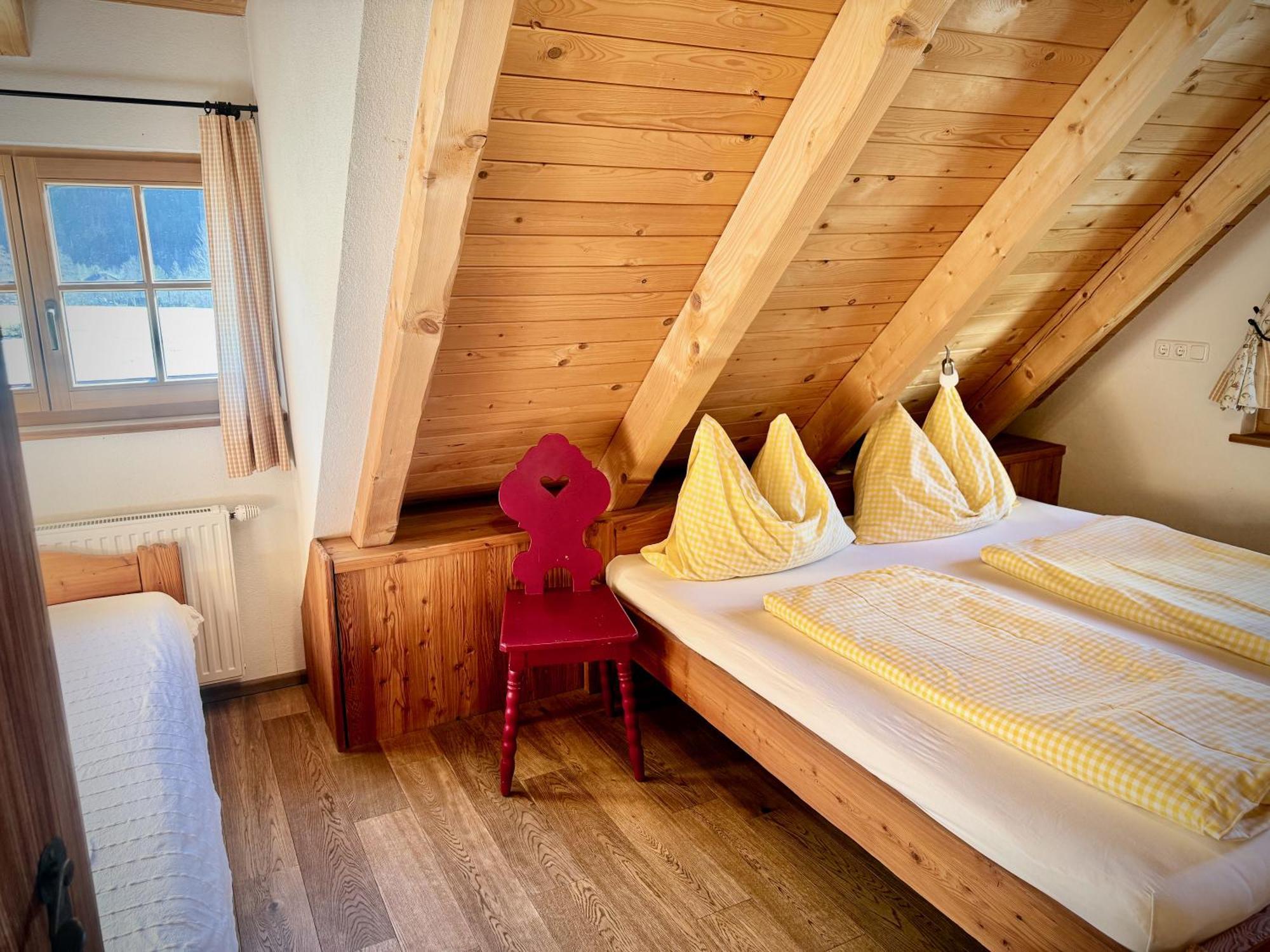 Rafting Camp Palfau Guest House Ngoại thất bức ảnh