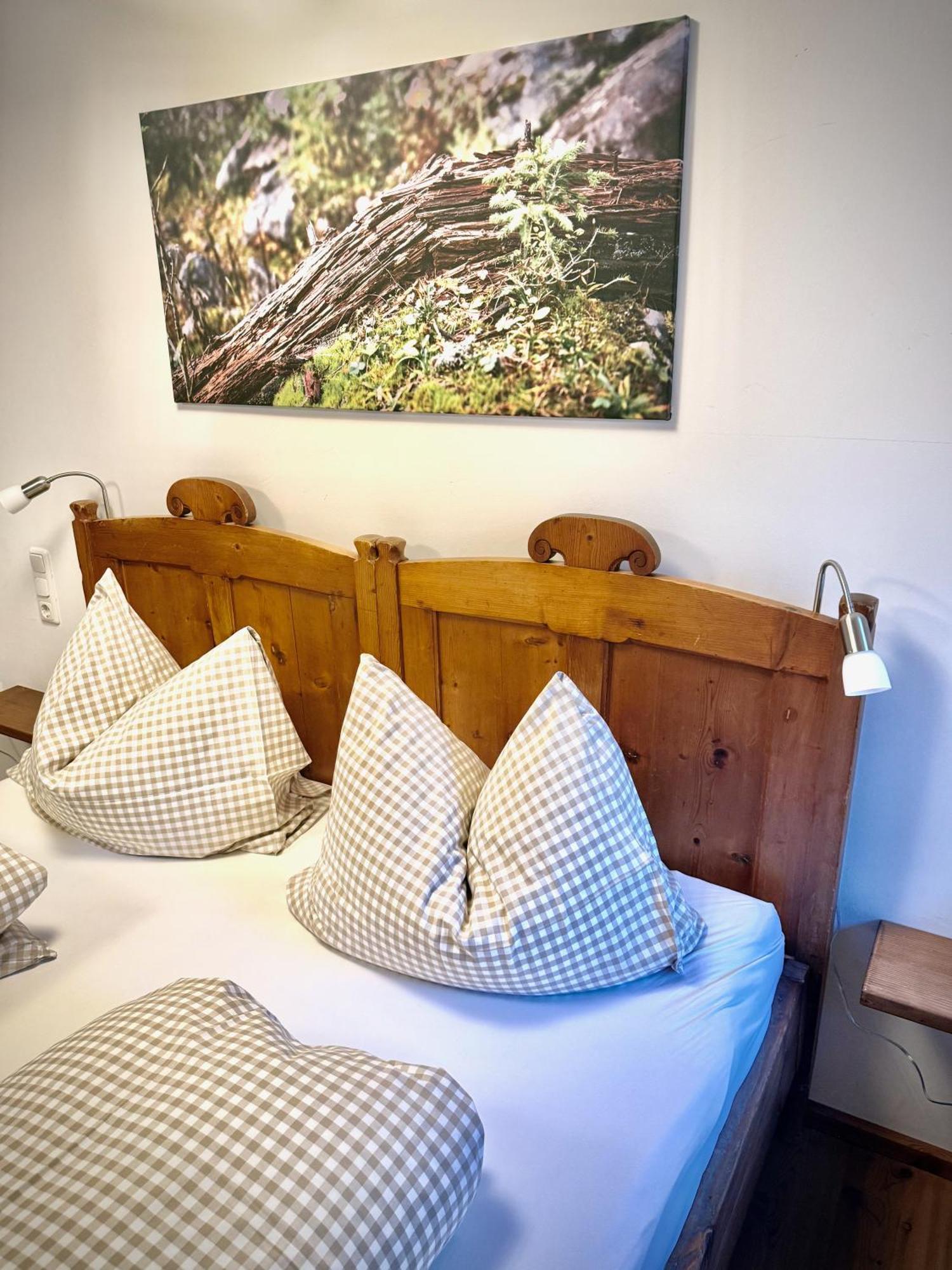 Rafting Camp Palfau Guest House Ngoại thất bức ảnh